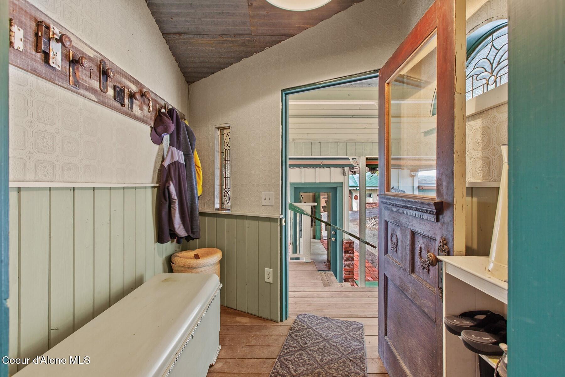 3467 East Sunset Drive Harrison, ID 83833 - Photo 32 of 55 Mud Room