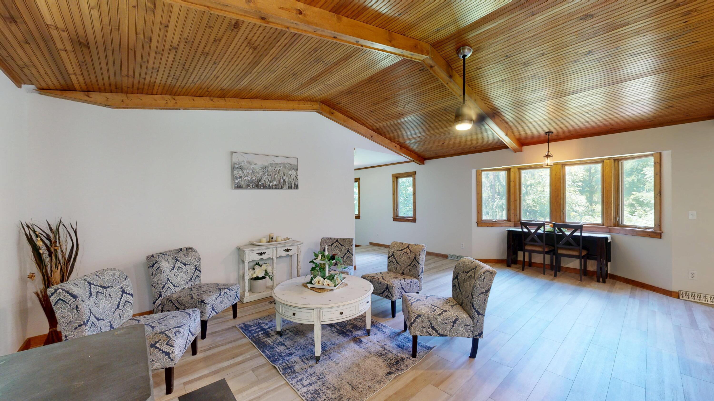 E13992 Jug Creek Road Stark, WI 54639 - Photo 8 of 47 Living Room