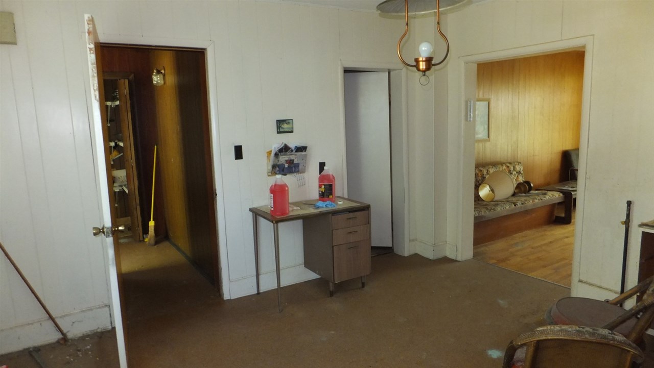 6485 River Road Benzonia, MI 49616 - Photo 15 of 21 1817594-14.JPG