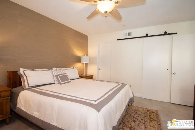 $410,000 | 365 North Saturmino Drive, Unit 5, Palm Springs, CA 92262