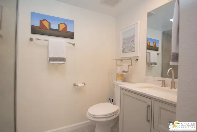 $410,000 | 365 North Saturmino Drive, Unit 5, Palm Springs, CA 92262