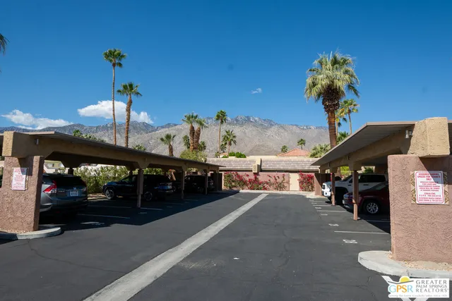 $410,000 | 365 North Saturmino Drive, Unit 5, Palm Springs, CA 92262