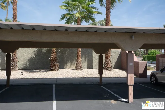 $410,000 | 365 North Saturmino Drive, Unit 5, Palm Springs, CA 92262