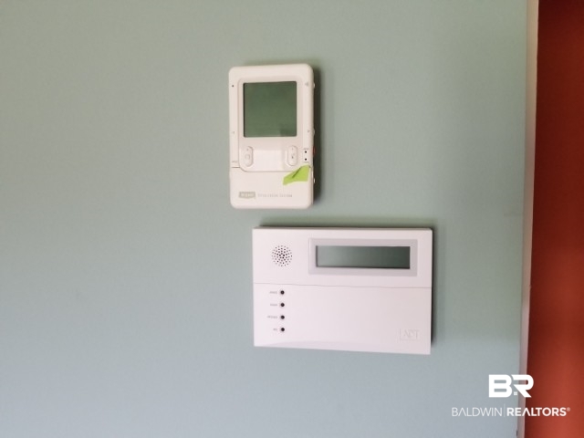 15758 County Road 87 Elberta, AL 36530 - Photo 47 of 50 HVAC System Controller