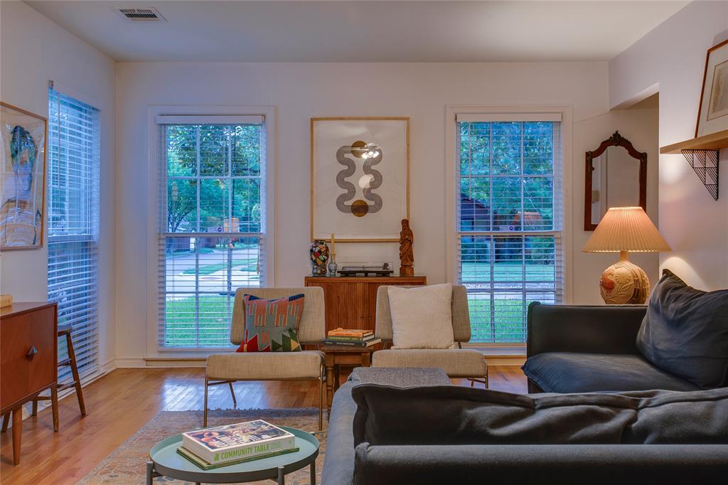 1142 Brunner Avenue Dallas, TX 75224 - Photo 5 of 40