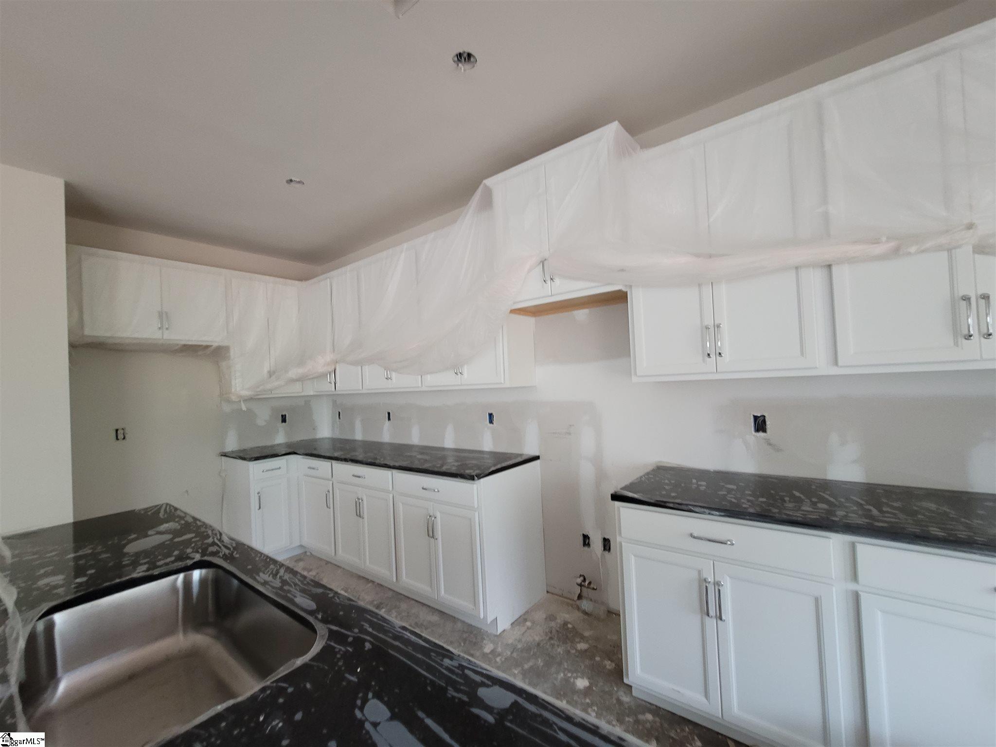 442 Wolfbend Road Woodruff, SC 29388 - Photo 14 of 34 Gallery Image 14