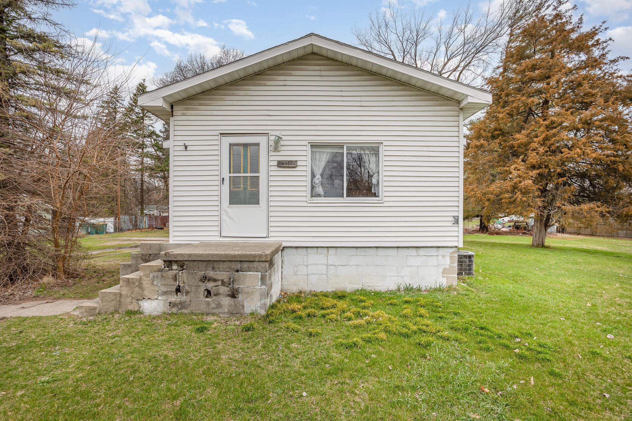3383 Wheeler Road Bay City, MI 48706 - Photo 2 of 17 Gallery Image 2