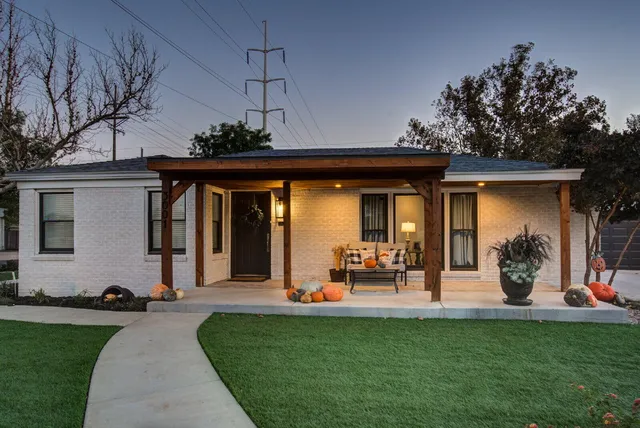 $3,700 | 3001 32nd Street, Lubbock, TX 79410