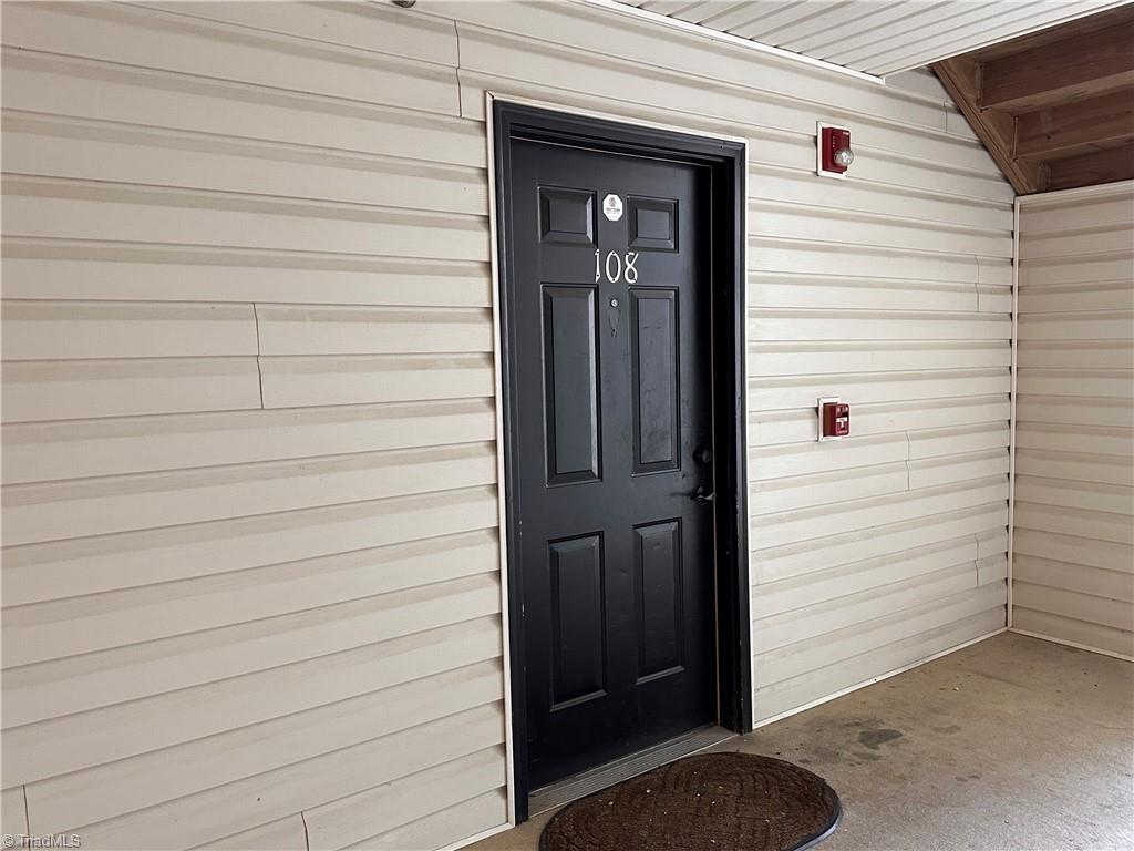 5236 Hilltop Road, Unit 108 Jamestown, NC 27282 - Photo 5 of 32