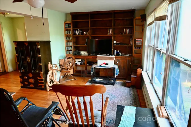 a view of a workspace