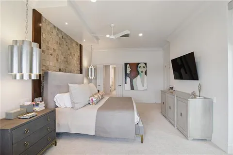 $1,999,500 | 600 Port Of New Orleans Place, Unit 5G, New Orleans, LA 70130