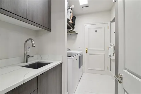 $1,999,500 | 600 Port Of New Orleans Place, Unit 5G, New Orleans, LA 70130