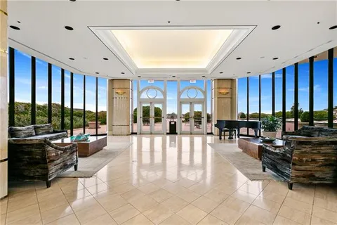 $1,999,500 | 600 Port Of New Orleans Place, Unit 5G, New Orleans, LA 70130