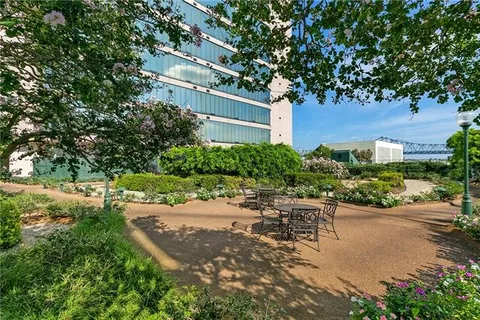 $1,999,500 | 600 Port Of New Orleans Place, Unit 5G, New Orleans, LA 70130
