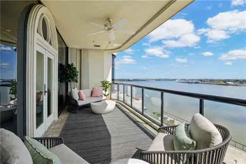 $1,999,500 | 600 Port Of New Orleans Place, Unit 5G, New Orleans, LA 70130