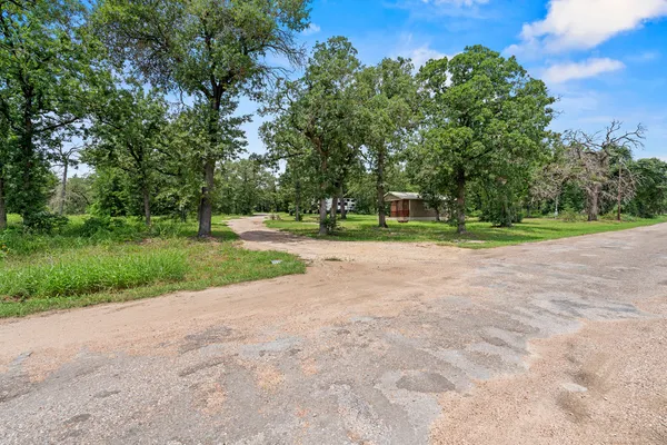 $400,000 | 4500 County Road 448, Thorndale, TX 76577