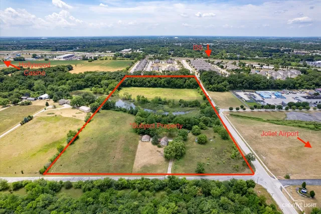 $890,000 | 20400 Rock Run Drive, Joliet, IL 60431