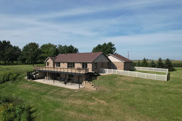 $550,000 | 3224 County Road 2700 East, Penfield, IL 61862