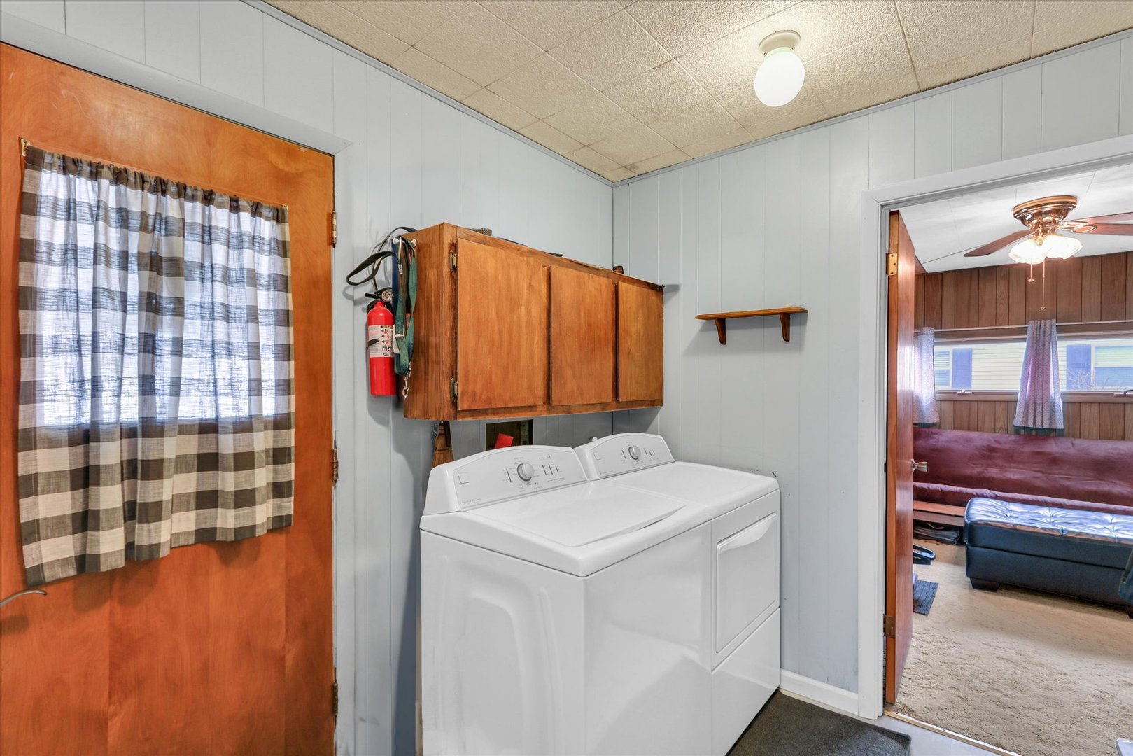 202 East Sherman Street St. Joseph, IL 61873 - Photo 20 of 24 a utility room with dryer and washer