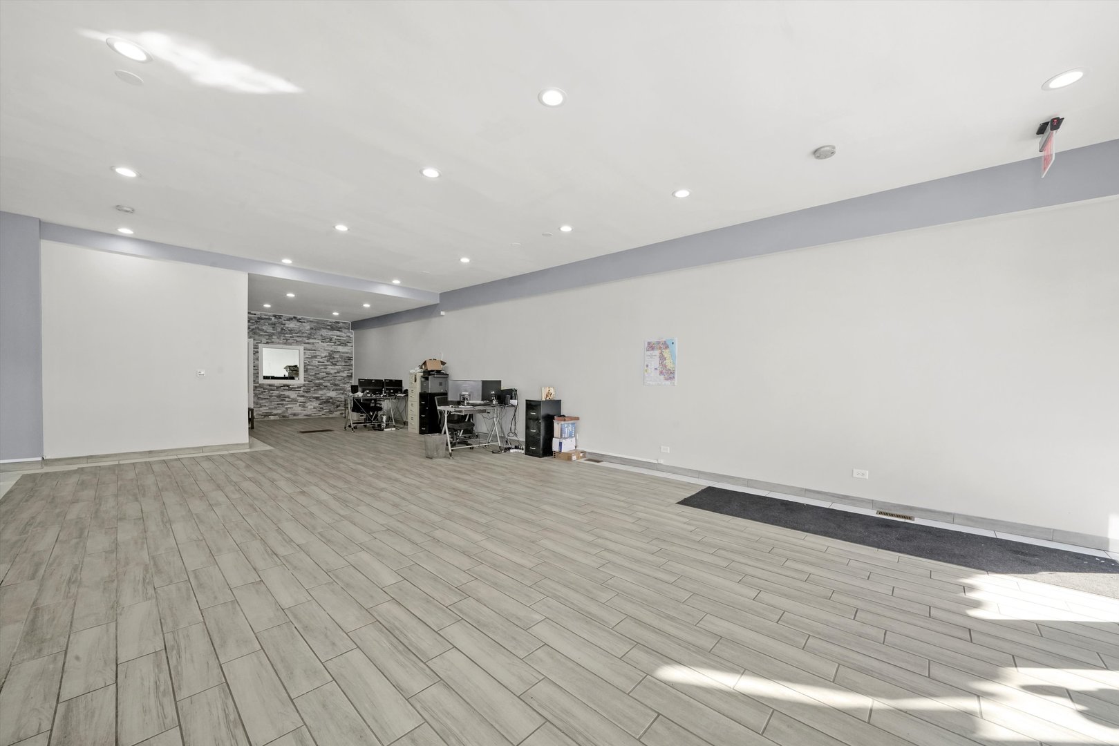 2022 West 95th Street Chicago, IL 60643 - Photo 7 of 21 a view of empty room with wooden floor