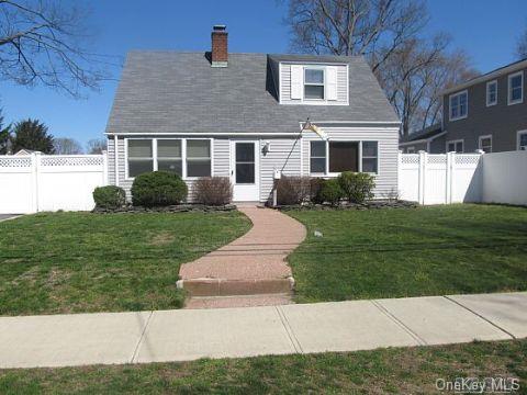 72 Jean Road West Islip, NY 11795 - Photo 1 of 1 Gallery Image 1