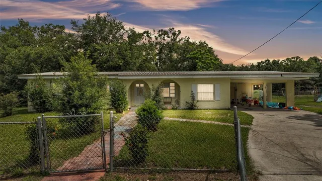 $300,000 | 150 North Avenue, Mulberry, FL 33860