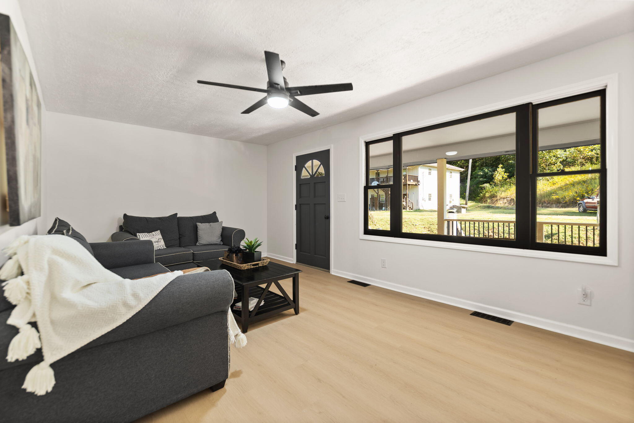3-web-or-mls-118A1764