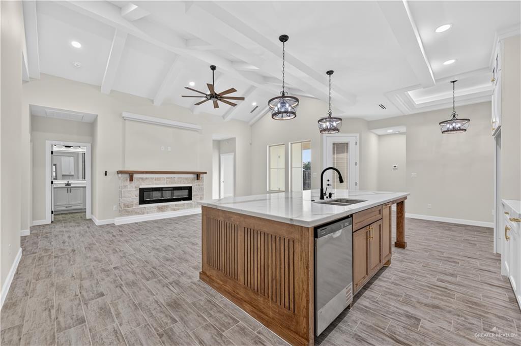 806 La Laguna Road Mission, TX 78572 - Photo 10 of 30