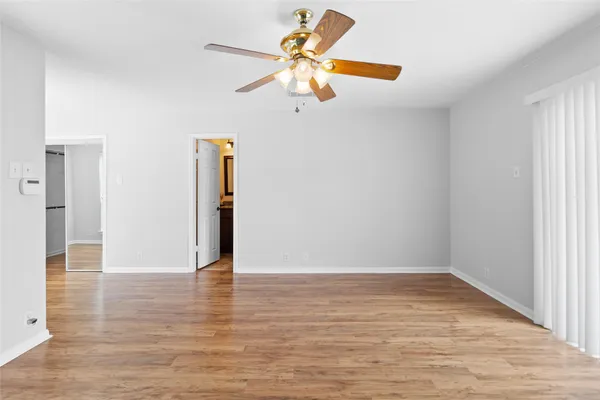 $2,300 | 2440 Bering Drive, Houston, TX 77057