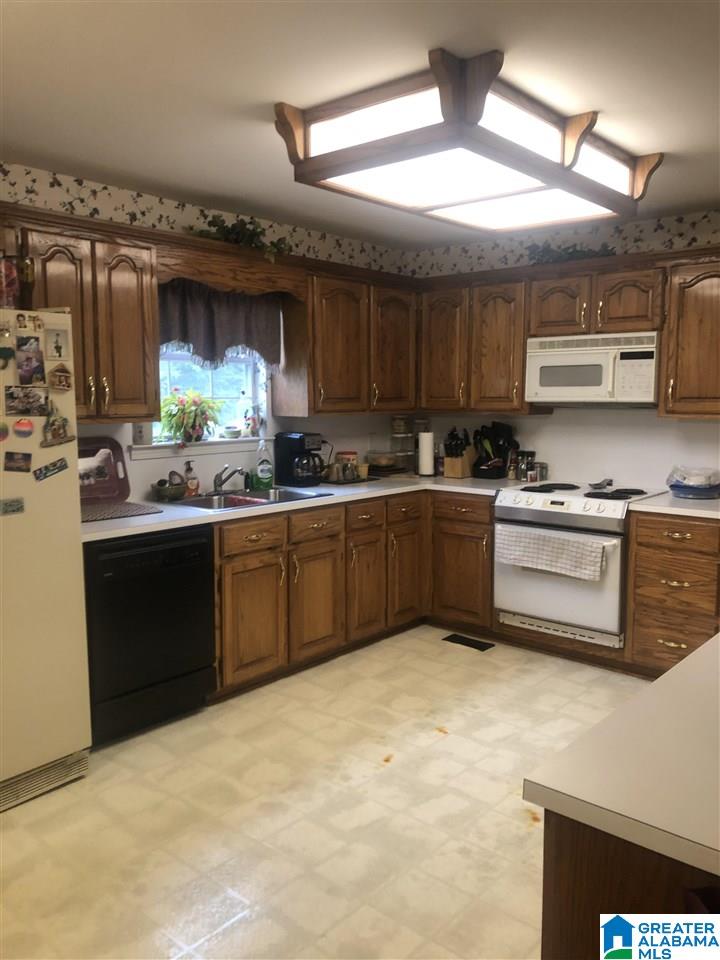 465 Crumly Chapel Road Birmingham, AL 35214 - Photo 8 of 25