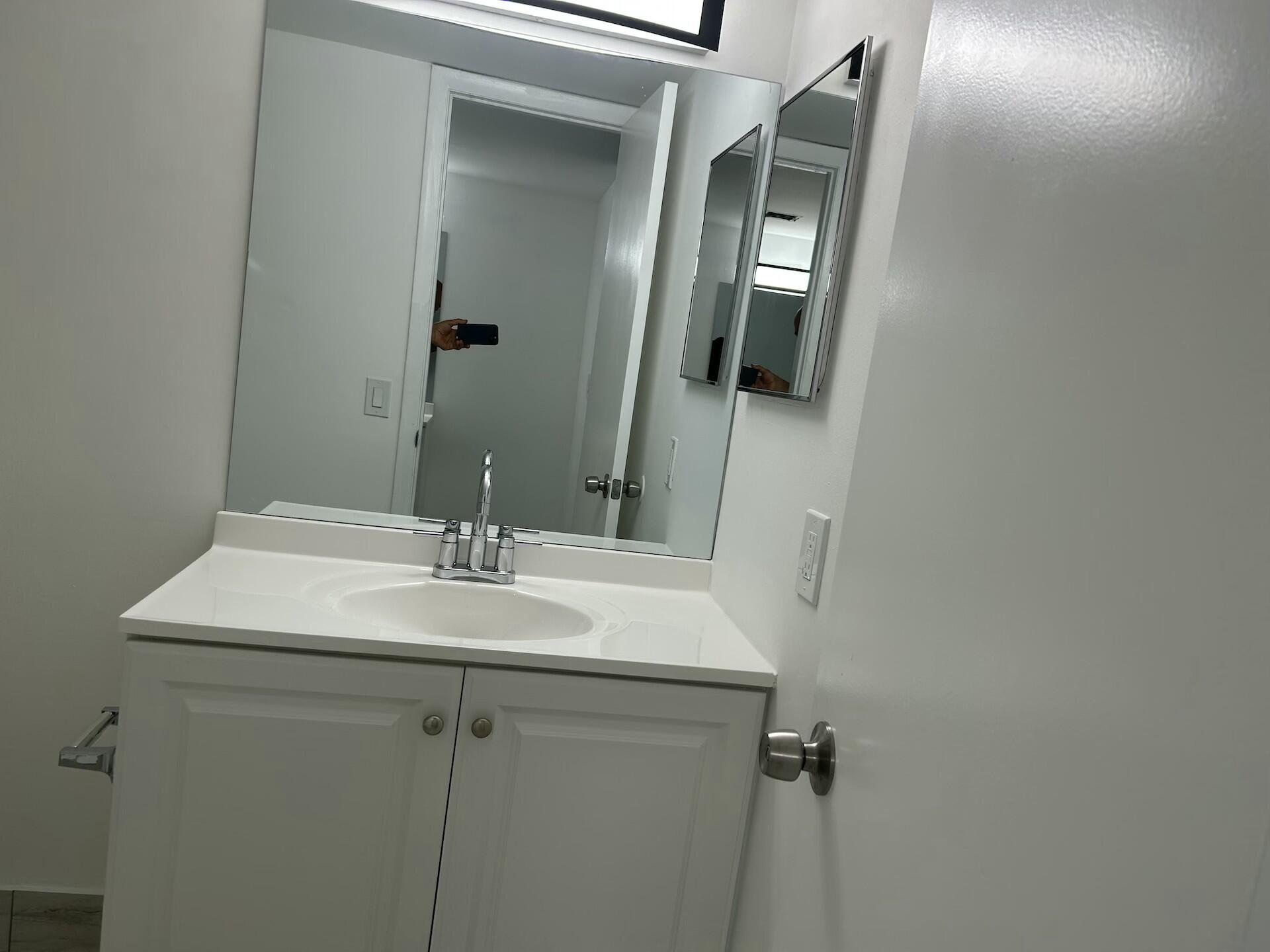 701 North Pine Island Road, Unit 304 Plantation, FL 33324 - Photo 45 of 77 IMG_2159