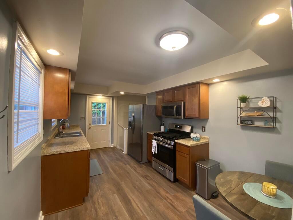 3805 Atkinson Road Columbus, OH 43232 - Photo 6 of 23 Gallery Image 6