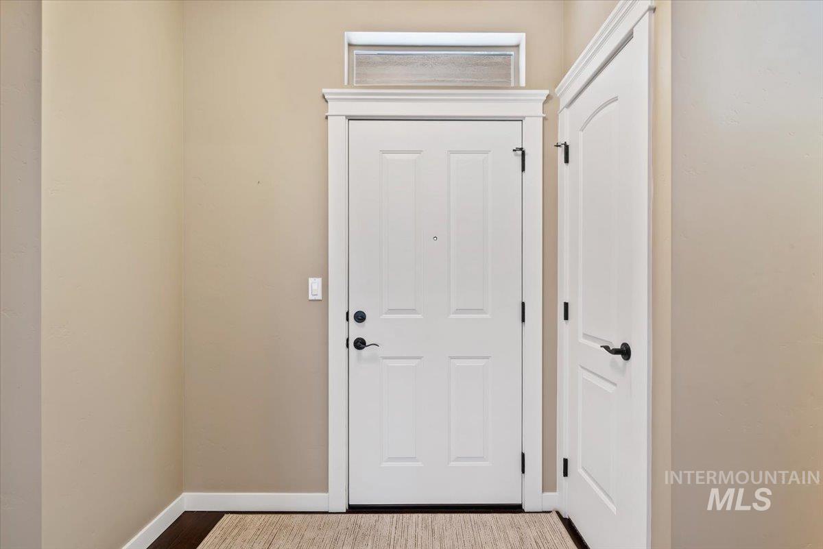 2916 North Cloverdale Road Boise, ID 83713 - Photo 5 of 32