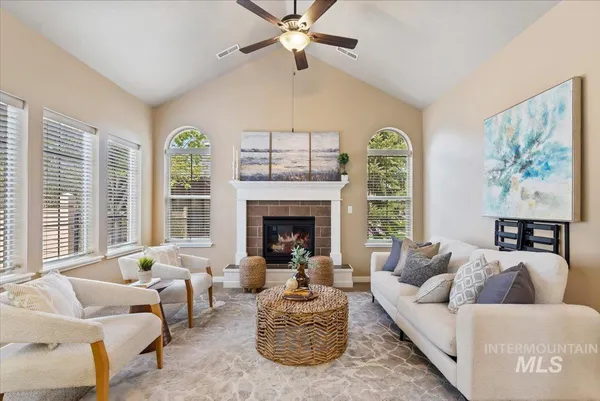 $450,000 | 2916 North Cloverdale Road, Boise, ID 83713