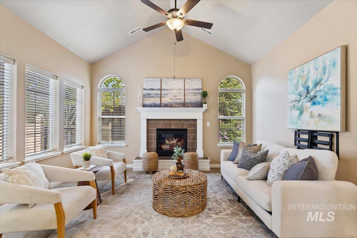 2916 North Cloverdale Road Boise, ID 83713 - Photo 6 of 32