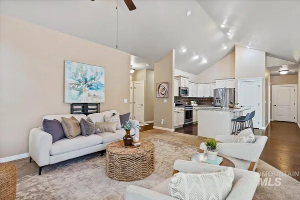 $450,000 | 2916 North Cloverdale Road, Boise, ID 83713