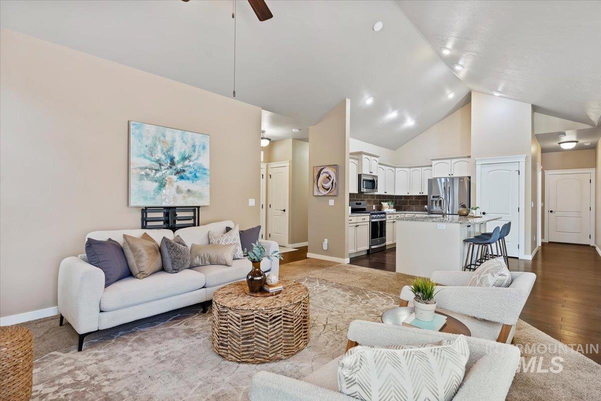 2916 North Cloverdale Road Boise, ID 83713 - Photo 8 of 32