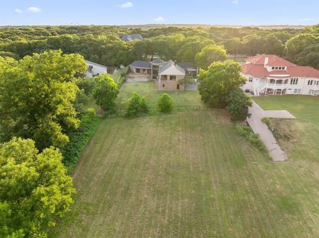 $9,000 | 8542 Meadowbrook Drive, Fort Worth, TX 76120