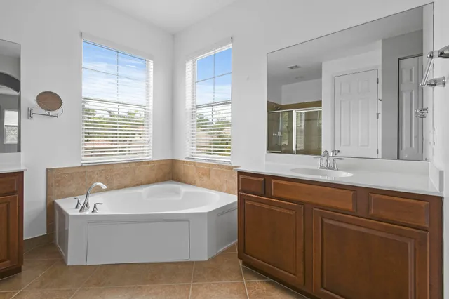 $1,275,000 | 111 Tullamore Avenue, Jupiter, FL 33458