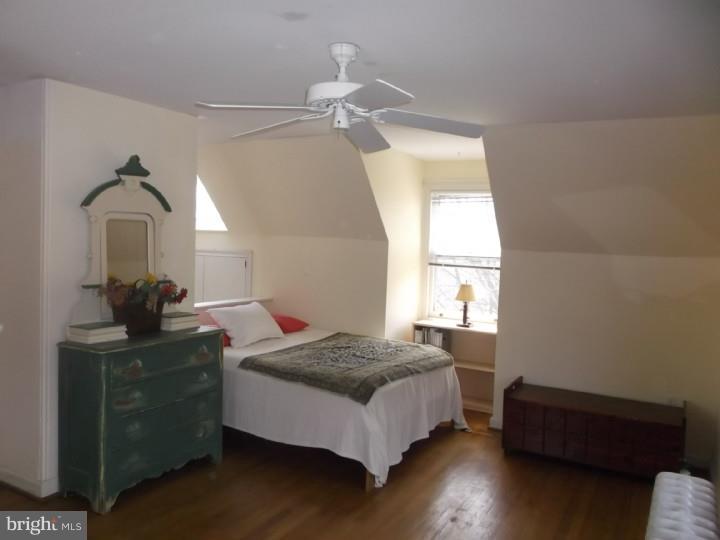 7342 Rural Lane Philadelphia, PA 19119 - Photo 11 of 13
