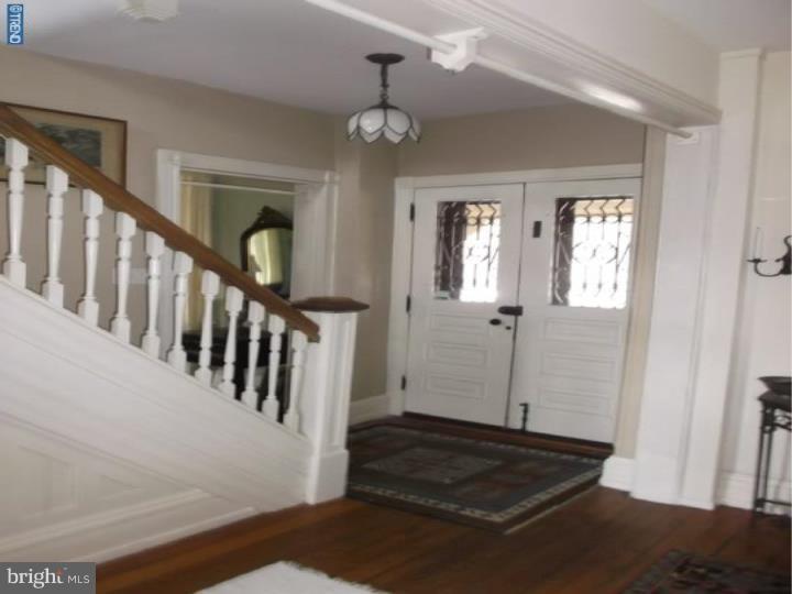 7342 Rural Lane Philadelphia, PA 19119 - Photo 5 of 13