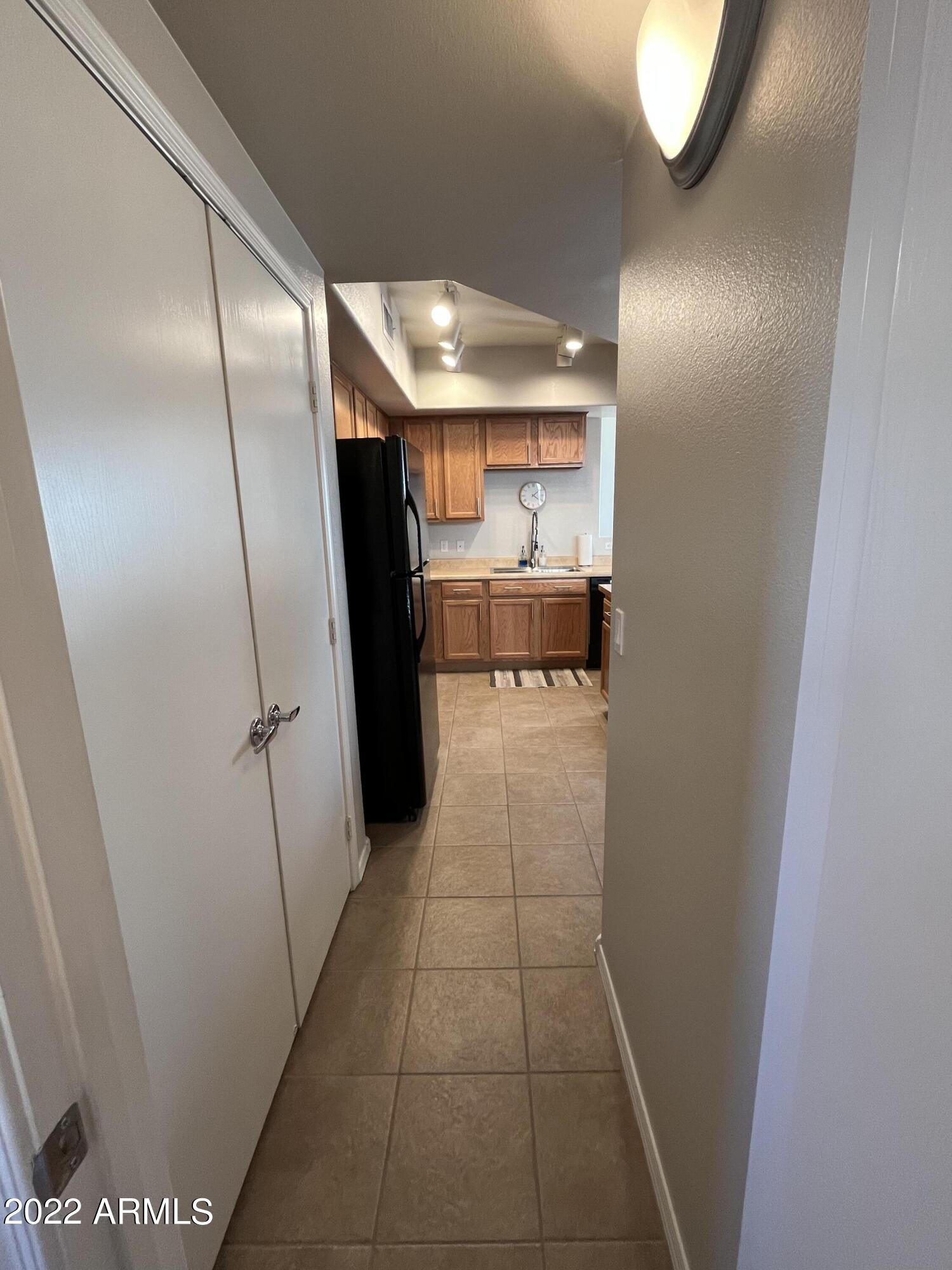 280 South Evergreen Road, Unit 1306 Tempe, AZ 85288 - Photo 15 of 58 Hall / Pantry