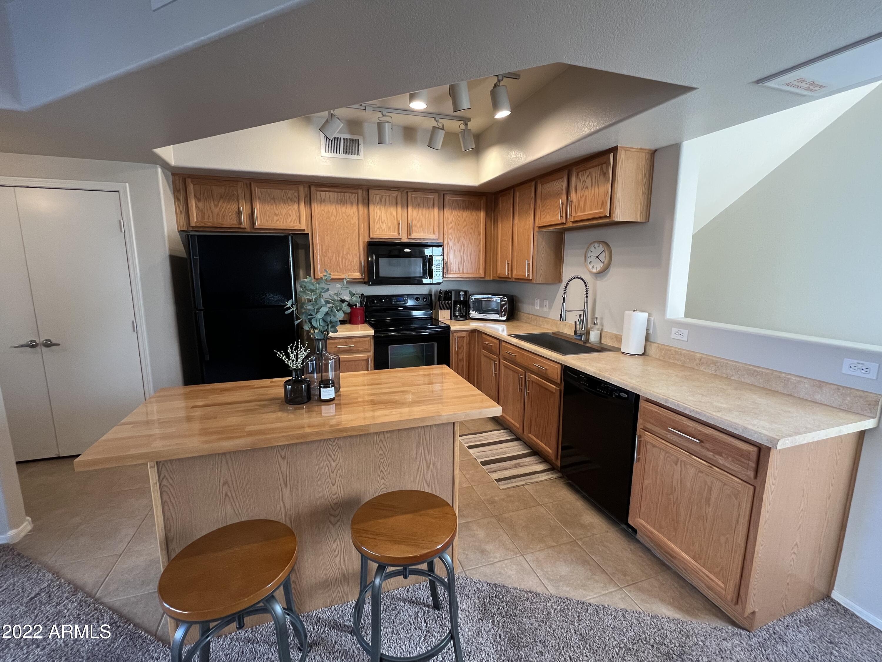 280 South Evergreen Road, Unit 1306 Tempe, AZ 85288 - Photo 18 of 58 Kitchen 2