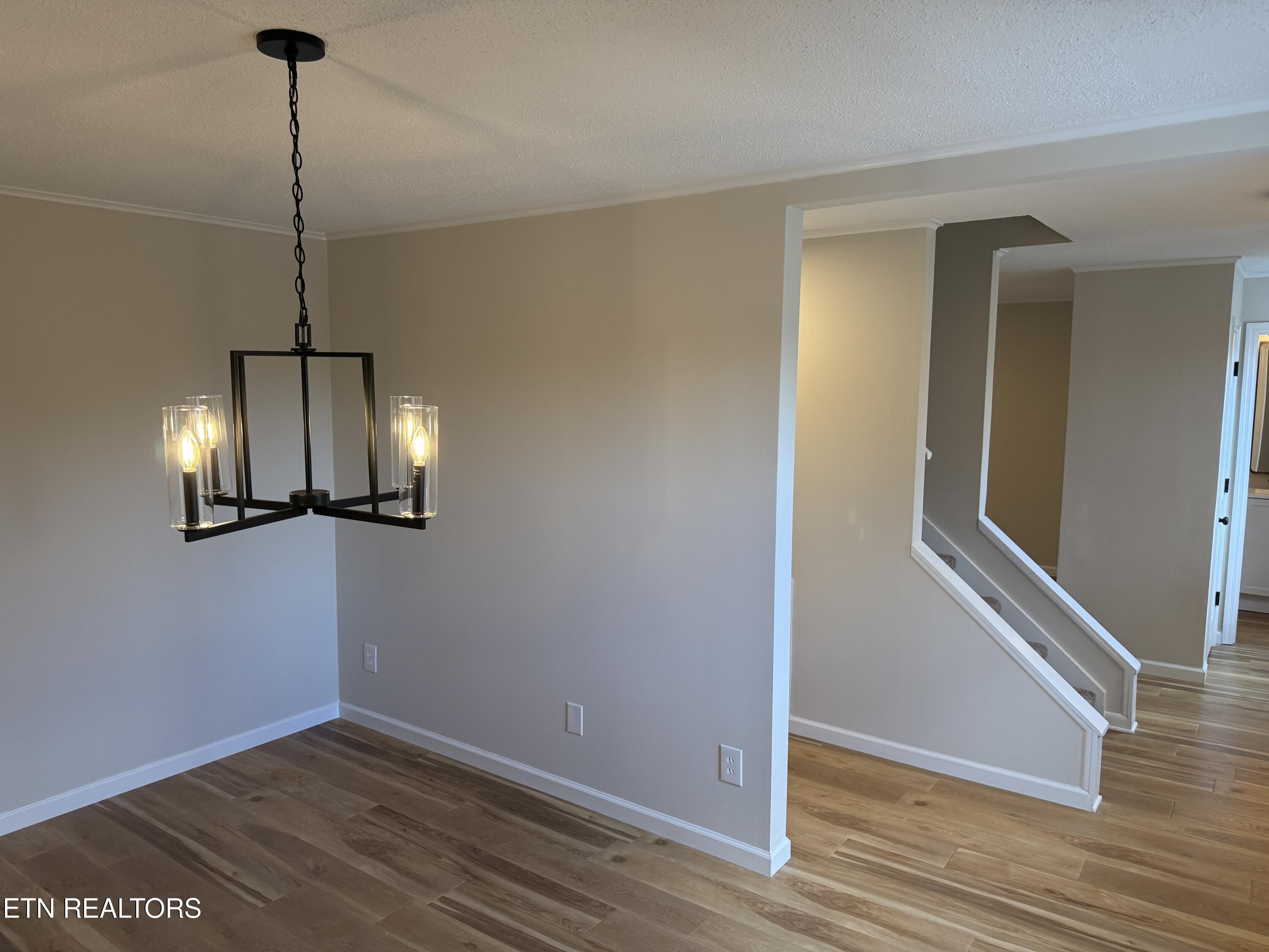 106 Hardwick Place Oak Ridge, TN 37830 - Photo 13 of 31 13