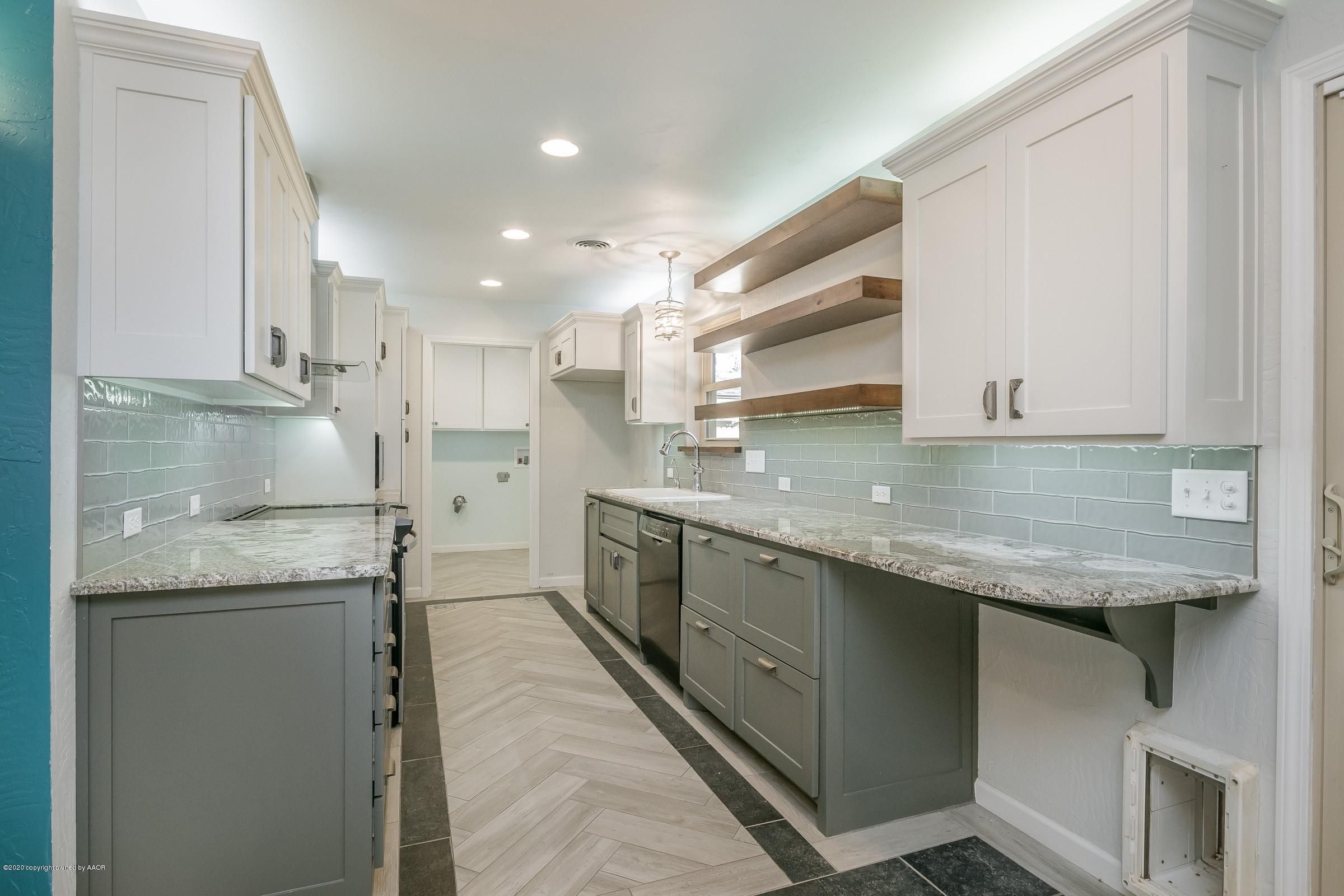 3421 Royal Road Amarillo, TX 79109 - Photo 7 of 19 007_Kitchen