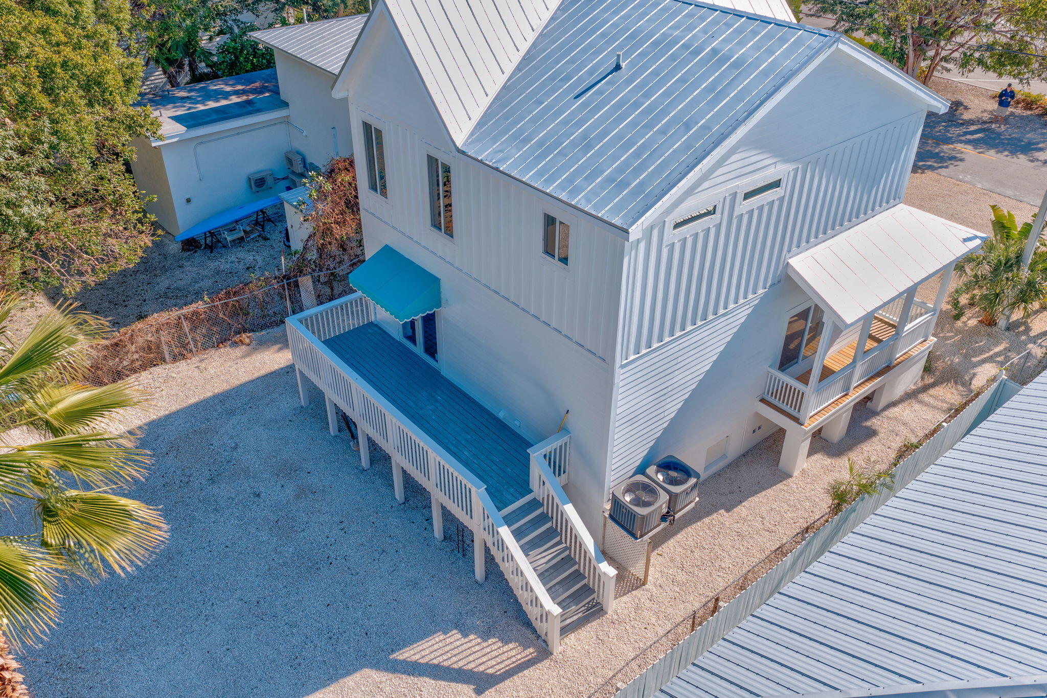 718 Largo Road Key Largo, FL 33037 - Photo 12 of 50 35-web-or-mls-718 Largo Rd- High Exposur