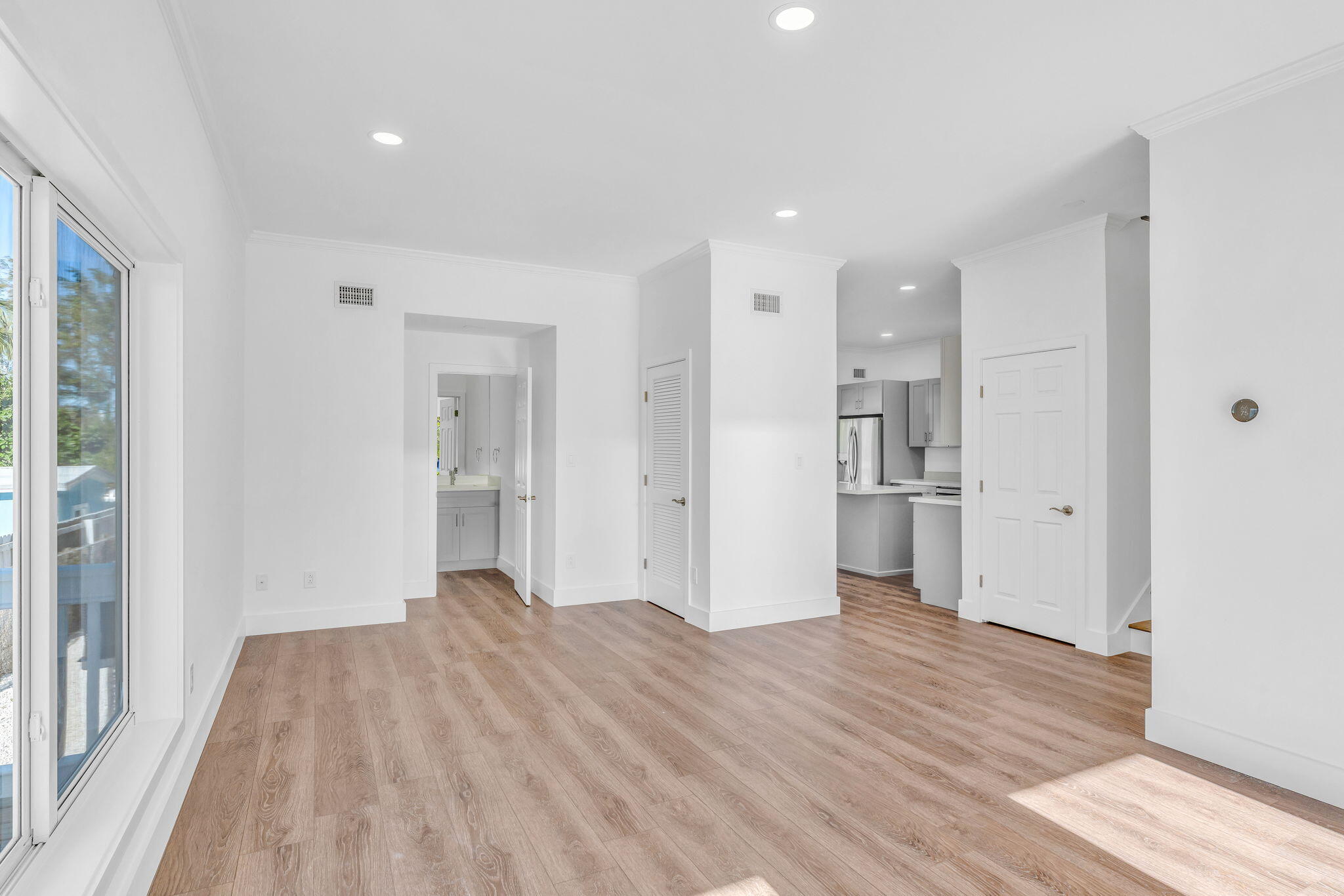 718 Largo Road Key Largo, FL 33037 - Photo 14 of 50 3-web-or-mls-718 Largo Rd - High Exposur