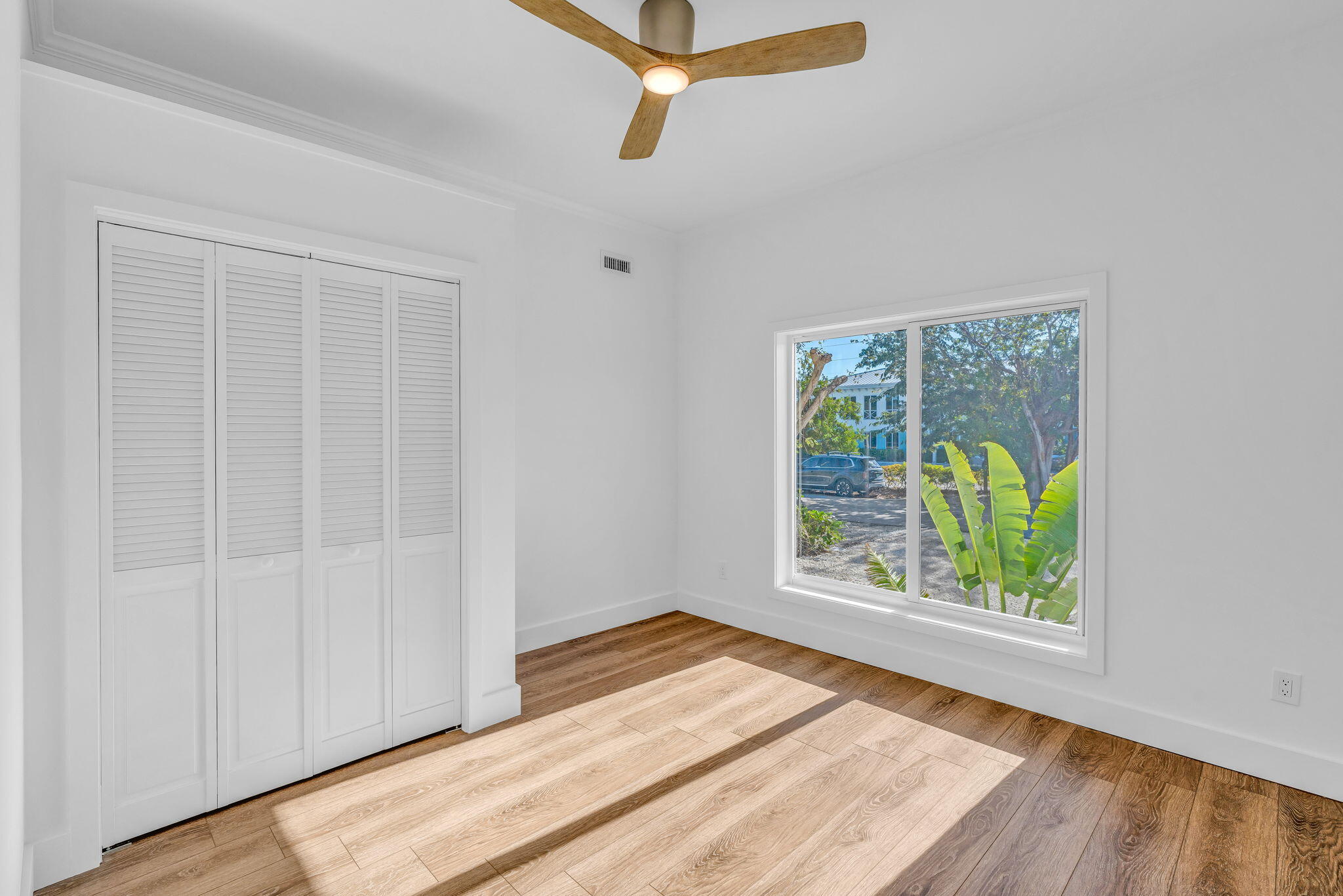 718 Largo Road Key Largo, FL 33037 - Photo 19 of 50 5-web-or-mls-718 Largo Rd - High Exposur