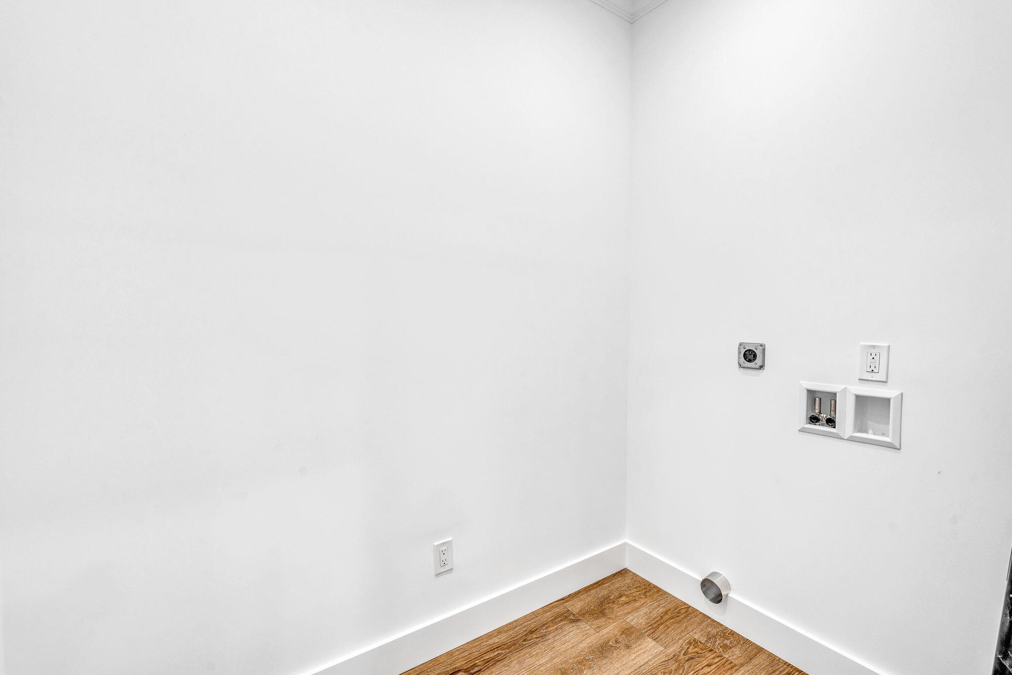 718 Largo Road Key Largo, FL 33037 - Photo 27 of 50 12-web-or-mls-718 Largo Rd - High Exposu