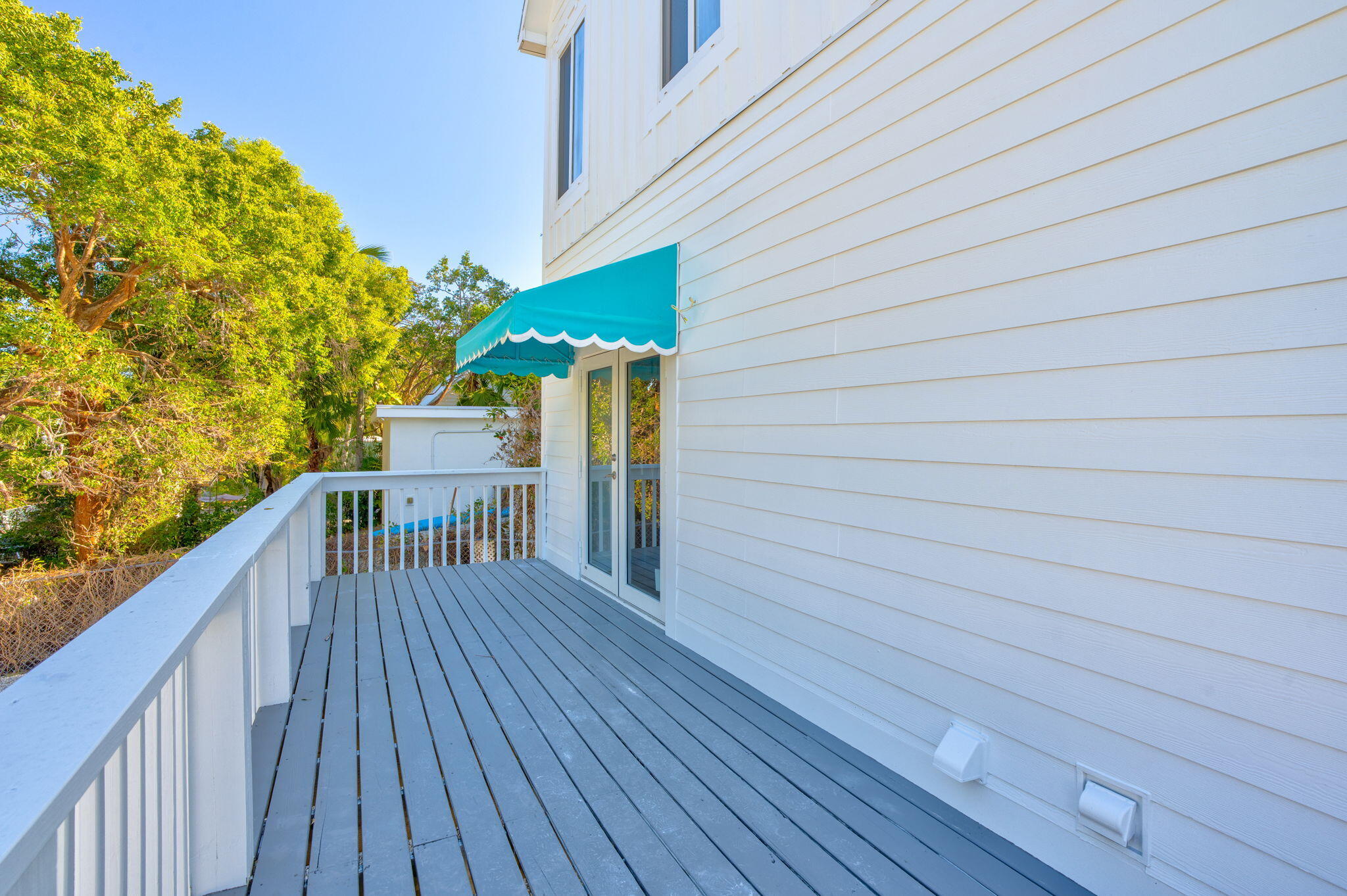 718 Largo Road Key Largo, FL 33037 - Photo 6 of 50 42-web-or-mls-718 Largo Rd- High Exposur